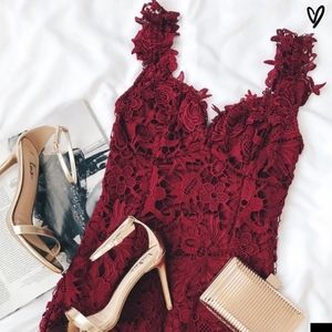 Lulus lace mini dress